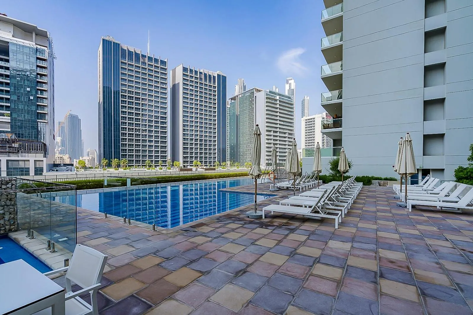 Burj Khalifa View Boho Suite - Downtown Dubai