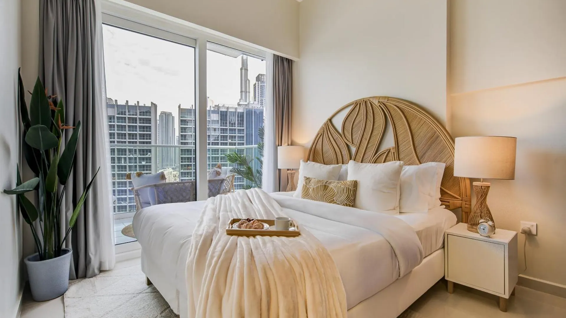 Burj Khalifa View Boho Suite - Downtown Dubai Förenade Arabemiraten